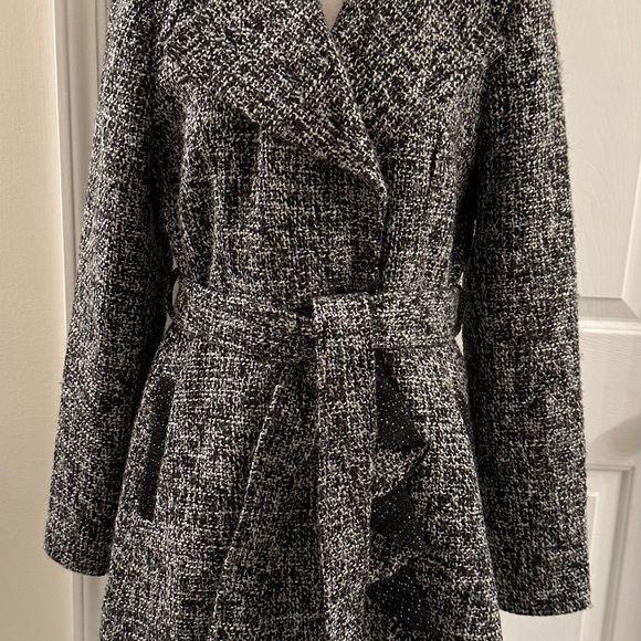 Tahari Wool blend Trench Coat Ruffle Size 10 - Picture 2 of 16